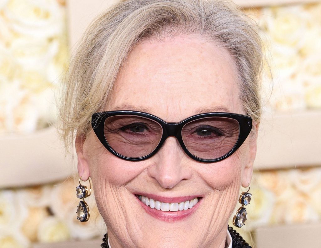 streep scaled e x