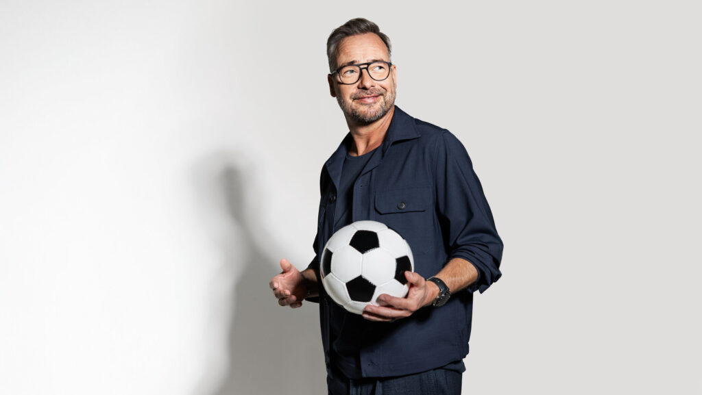 Matthias Opdenhövel moderiert Fußball auf Sat.1