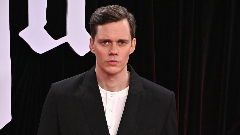 Bill Skarsgard scaled e x