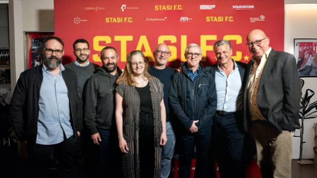 Bildschirmfoto    um .. x